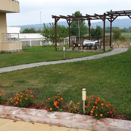 Pearl Sunshine Appartments Апартамент *